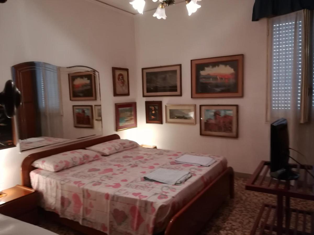 Bed and Breakfast Casa Gramsci Modena Esterno foto