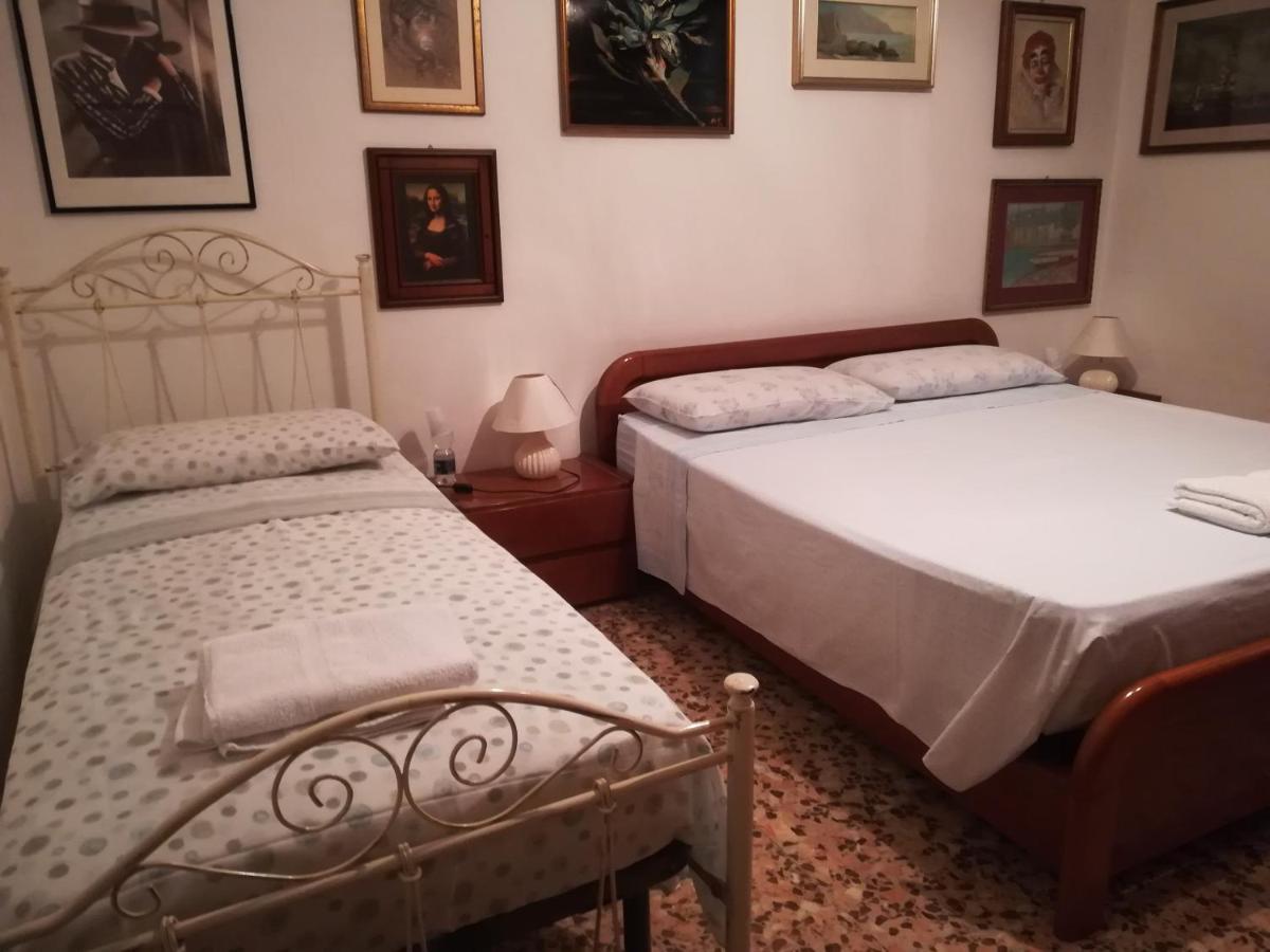 Bed and Breakfast Casa Gramsci Modena Esterno foto